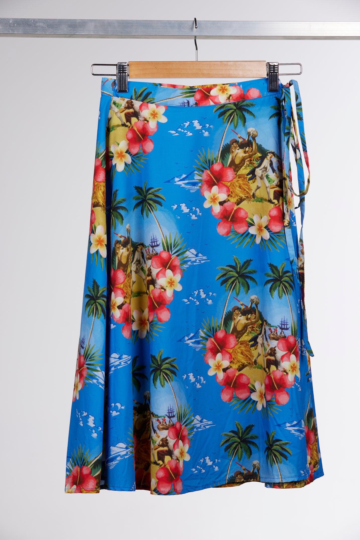 Cooked Hawaiian Wraparound Skirt